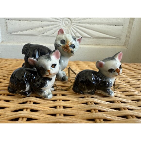 Vintage 50's Ceramic Mother Cat Kitty With Kittens on Chain Kitschy - Picture 10 of 10